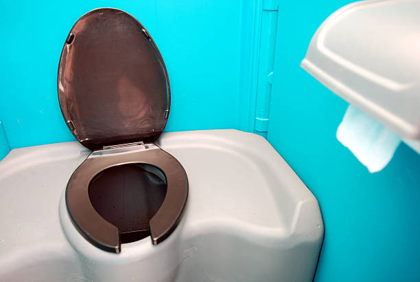 Best Portable restroom trailer rental  in Carlyle, IL